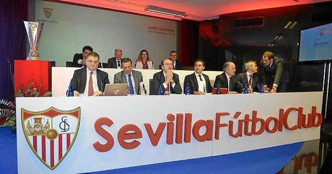 Constituido el nuevo consejo del Sevilla F.C.