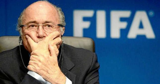 Blatter sigue cobrando como presidente de la FIFA
