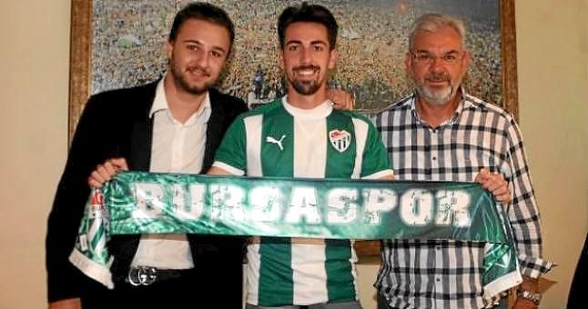 Cuenca: "Estoy muy bien aquí (Turquía), pero el Betis es un histórico"