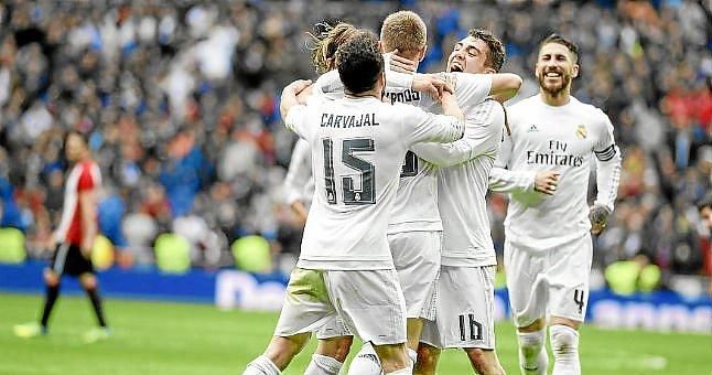 James saca airoso al Real Madrid de su duelo más exigente (4-2)