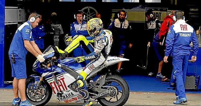 Rossi: "Estoy muy contento de poder probar la moto en Australia"
