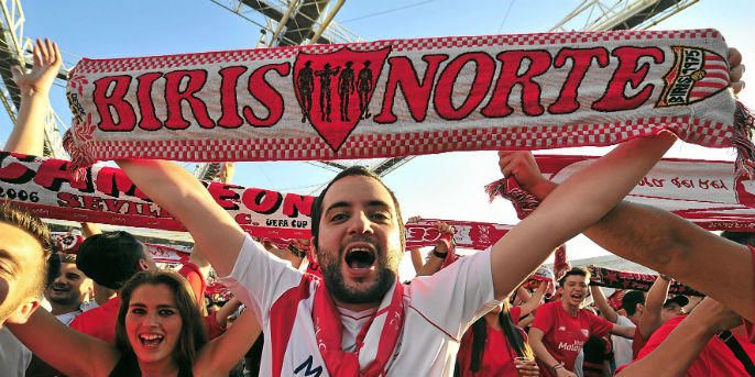Protesta contra Tebas durante el Rayo-Sevilla