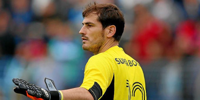 Casillas recibe elogios en Portugal