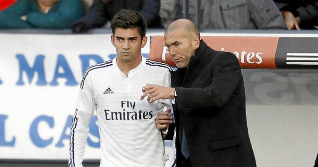 Zidane incluye a su hijo Enzo en el entrenamiento del primer equipo