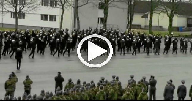 (VIDEO) La marina noruega se apunta a los 'flashmob'