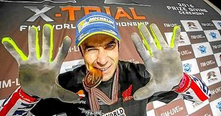 Toni Bou gana su décimo Mundial de X-Trial consecutivo