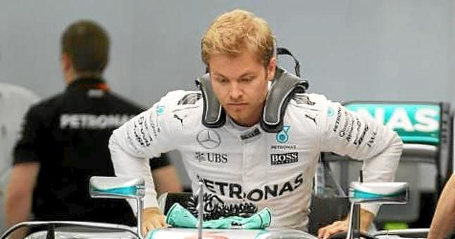 Rosberg supera a Hamilton y McLaren es... tercero