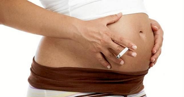 Fumar durante el embarazo altera el ADN del bebé