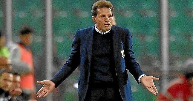 El Palermo destituye Novellino, su octavo técnico de la temporada