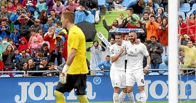 Benzema y James lanzan al Madrid y deprimen al Getafe (1-5)