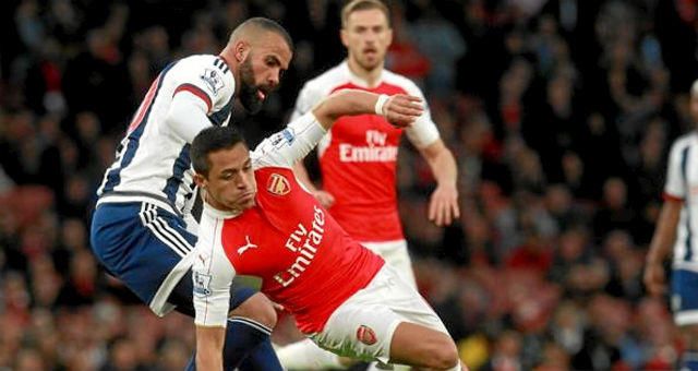 Un doblete de Alexis Sánchez permite al Arsenal recuperar la tercera plaza