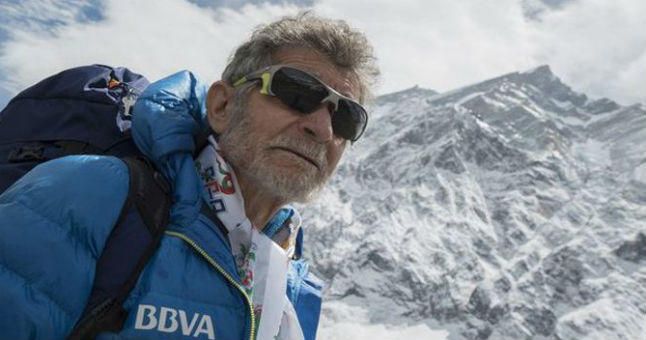Carlos Soria hace cumbre en el Annapurna a sus 77 años
