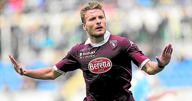 Immobile ya presiona: "Once millones son muchos"