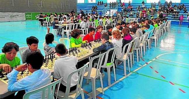 Tocina y Los Rosales vibra con el ajedrez