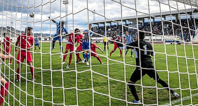 Jumilla 0-0 Sevilla Atlético: Terceros, que no es moco de pavo