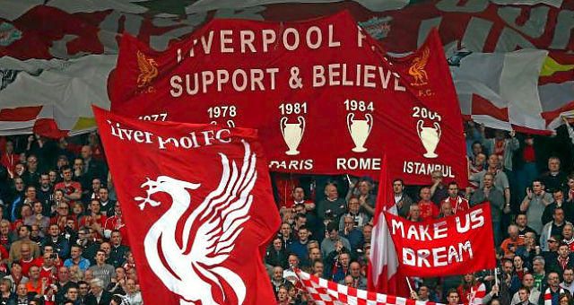 Marea 'red': 26.000 aficionados del Liverpool en Basilea