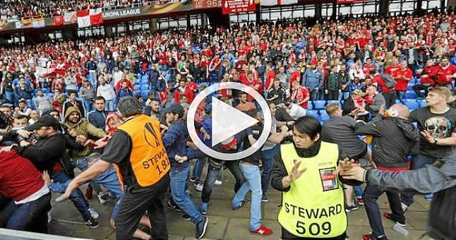 La UEFA estudia sanciones para Liverpool y Sevilla por los altercados entre sus aficionados