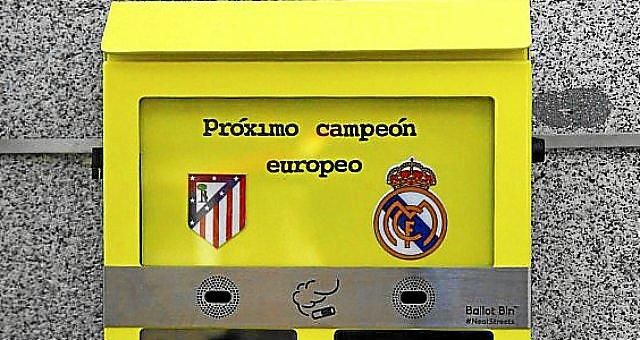 El Ayuntamiento de Madrid instala las primeras "papeleras-urnas de votación"