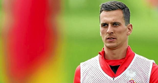 Milik decidirá su futuro después de la Eurocopa
