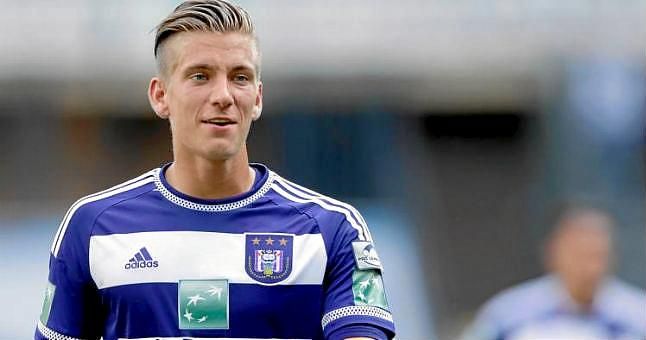 Emisarios del Anderlecht negocian en Sevilla por Praet