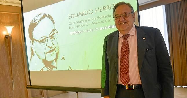 Eduardo Herrera presenta su nueva junta directiva