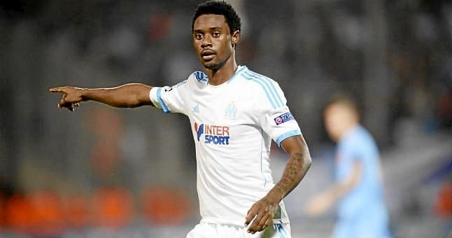 El Schalke ofrece más a N'Koulou que el Sevilla