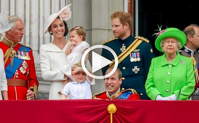 La bronca de la reina de Inglaterra al príncipe Guillermo que se ha vuelto viral