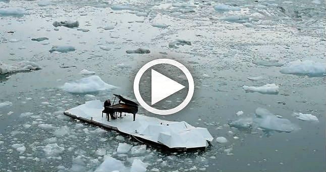 Ludovico Einaudi lleva tu voz al Ártico con su piano