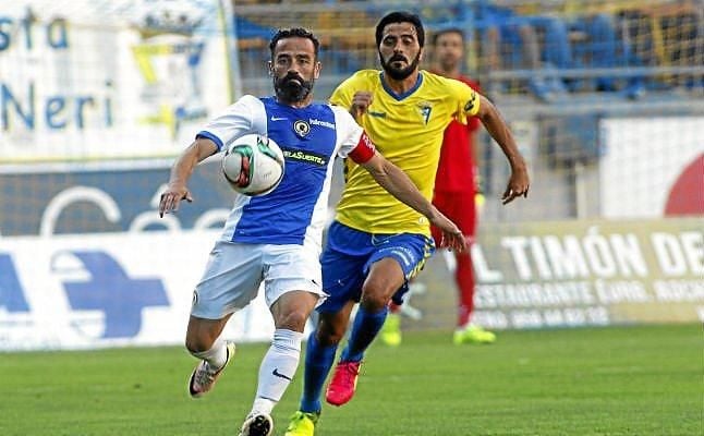 Dani Güiza da el ascenso a Segunda al Cádiz (0-1)