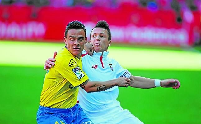 El Sevilla se enroca por Roque y no sube su oferta