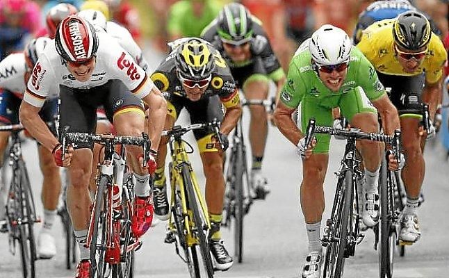 Cavendish logra el doblete e iguala las 28 etapas de Hinault