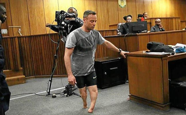 Pistorius es condenado a seis años de cárcel por el asesinato de su novia