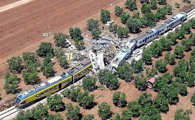 Asciende a 27 el balance de muertos tras el choque frontal de dos trenes en Italia