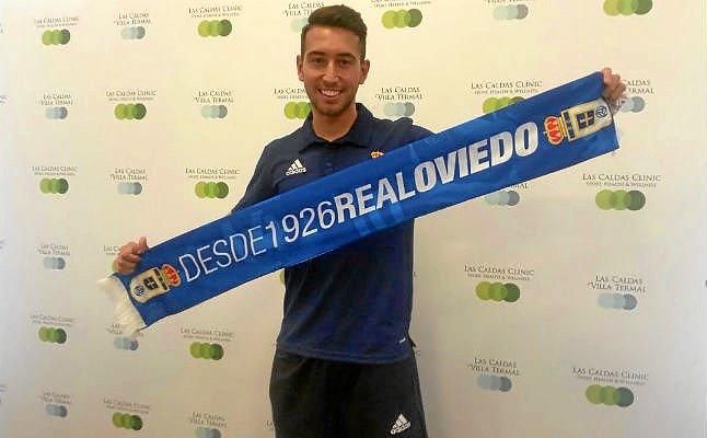 Varela: "El Oviedo es el mejor sitio para ir creciendo a la par que el club"
