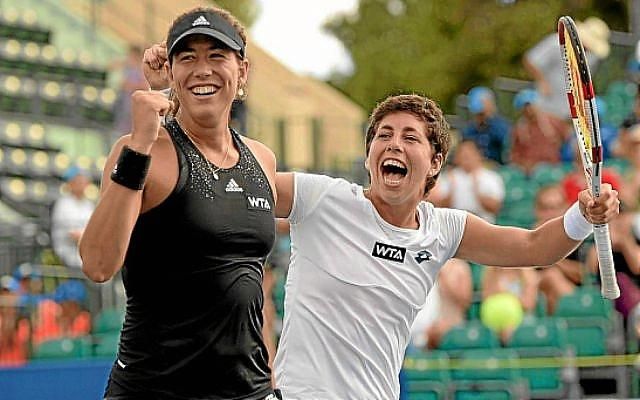 Muguruza y Suárez mantienen sus posiciones en el WTA