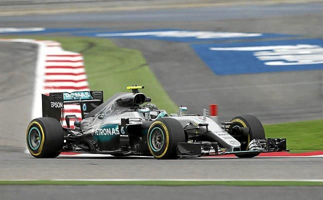 Rosberg lidera los primeros entrenamientos libres en Alemania