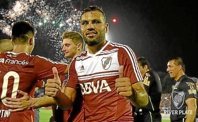 Mercado se despide de River Plate con un gol