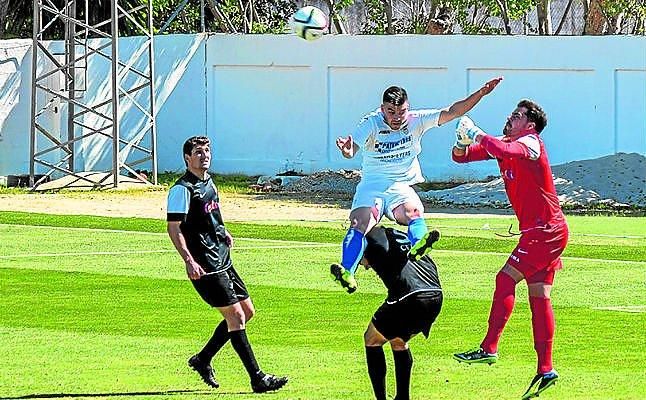 Javi Forján llega a la Lebrijana para hacer olvidar a Chico