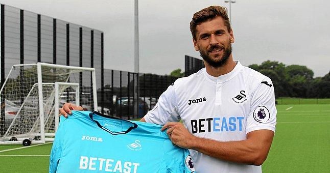 Llorente no deja dinero, pero apenas quita