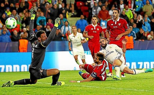Real Madrid 3-2 Sevilla F.C.: Se esfumó cuando ya tocaba la plata