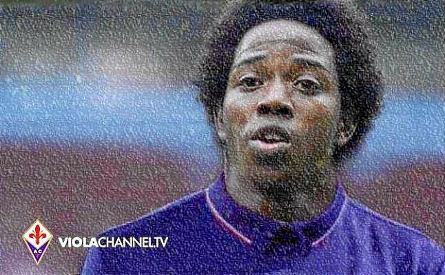 La Fiorentina anuncia el fichaje de Carlos 'La Roca' Sánchez