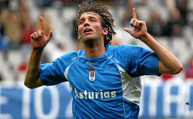 Michu: "Volver al Real Oviedo es un sueño hecho realidad"