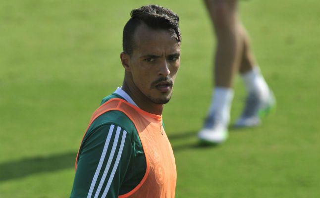 El Betis rescinde el contrato de Kadir