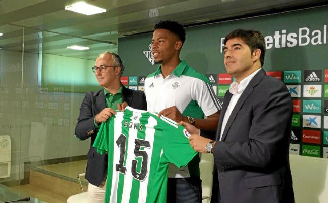 Donk: "Conozco el Betis desde pequeño porque mi color favorito es el verde"