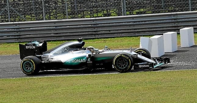 Hamilton vuela en Monza