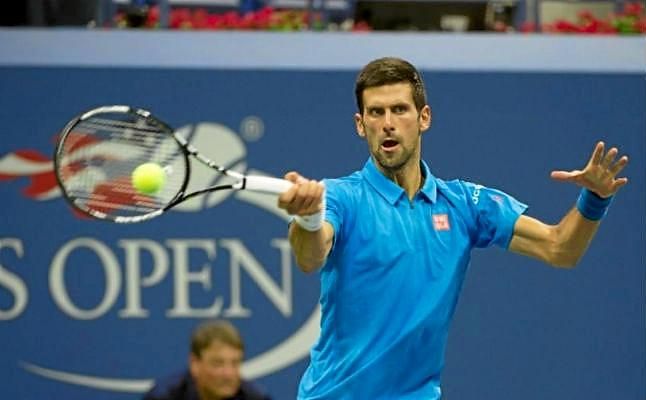 Djokovic pasa a semifinales del US Open por lesión de Tsonga