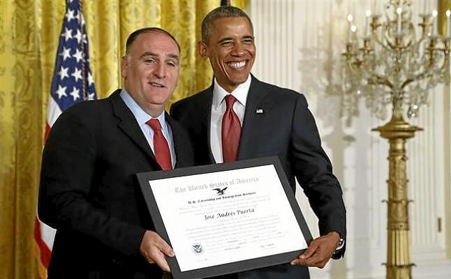 Obama premia la contribución del chef José Andrés a los EE.UU.