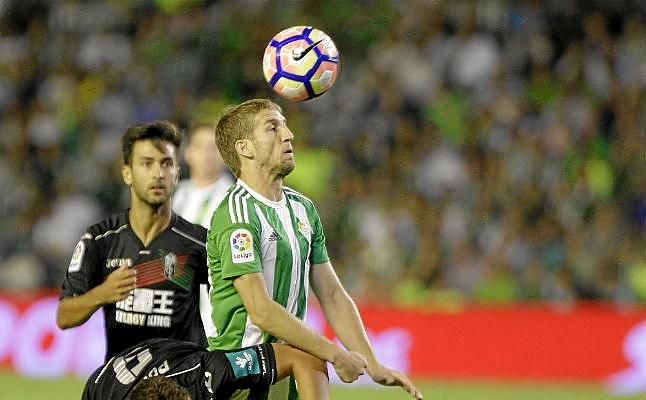 Betis 2-2 Granada: Alegría incompleta en el Villamarín