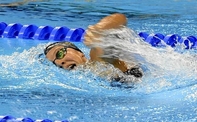Nuria Marqués gana la plata en los 100 metros espalda