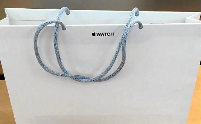 Apple se lanza al mercado de las bolsas de papel ecológicas